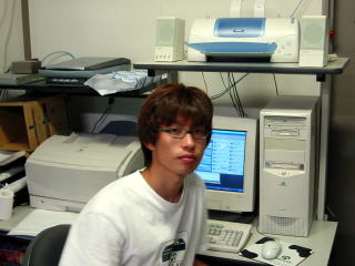http://www.quanta.kyutech.ac.jp/deguchi/member/2005/IMG_01092.jpg