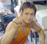 http://www.quanta.kyutech.ac.jp/deguchi/member/2006/kawakami1.jpg